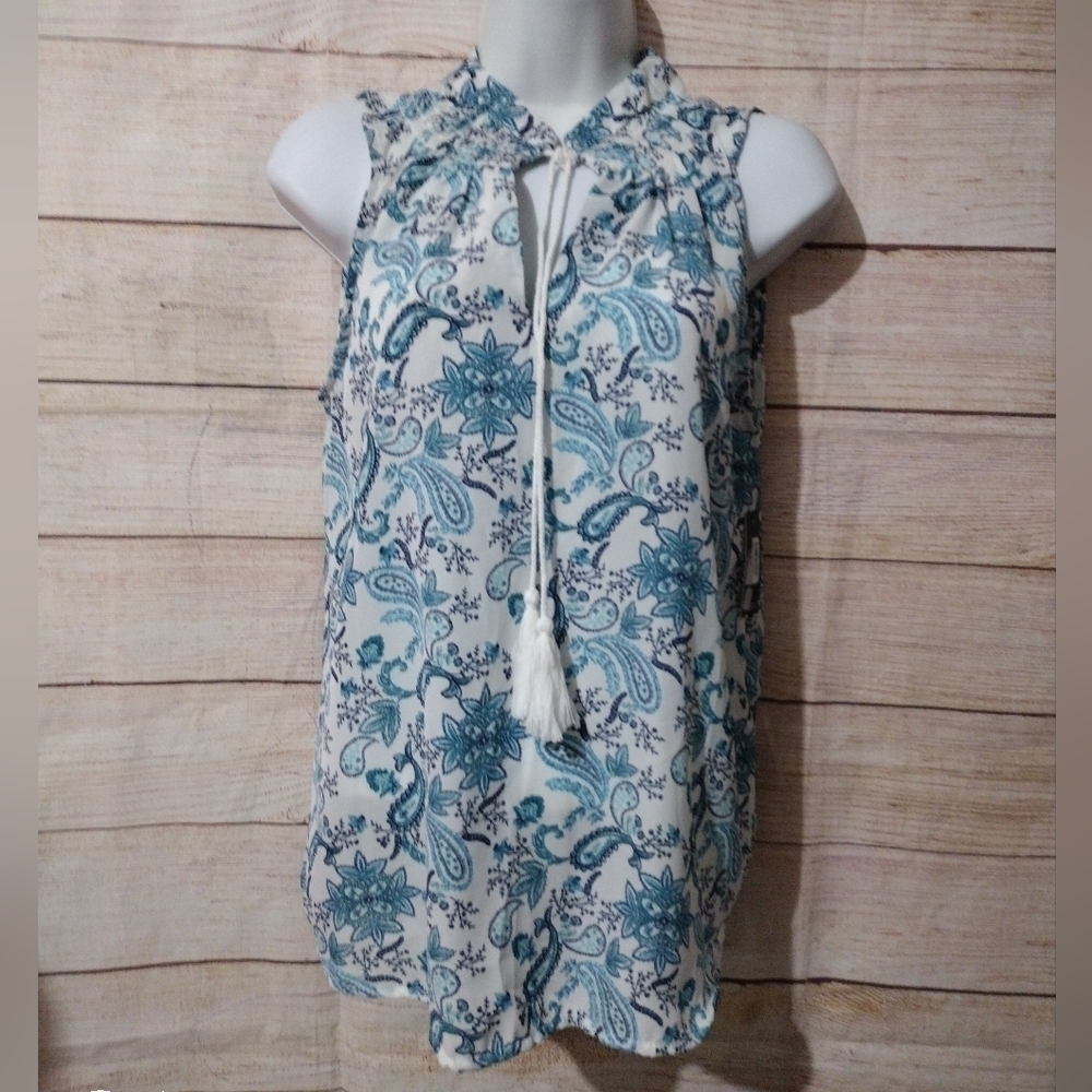 Cure Floral Print Sleeveless Top‎ NEW